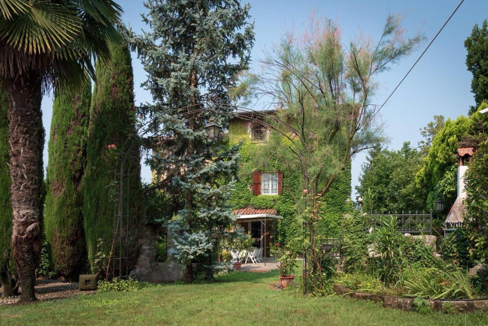 Torre De Salis Bed and Breakfast Gussago Buitenkant foto