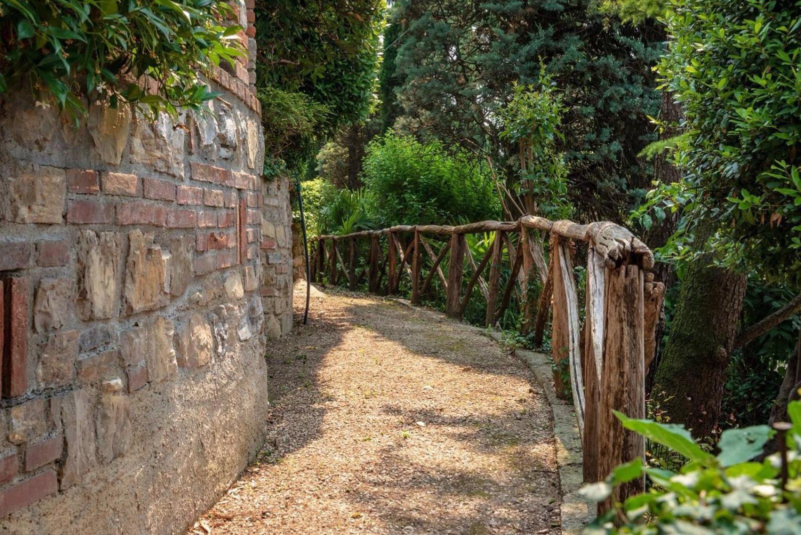 Torre De Salis Bed and Breakfast Gussago Buitenkant foto